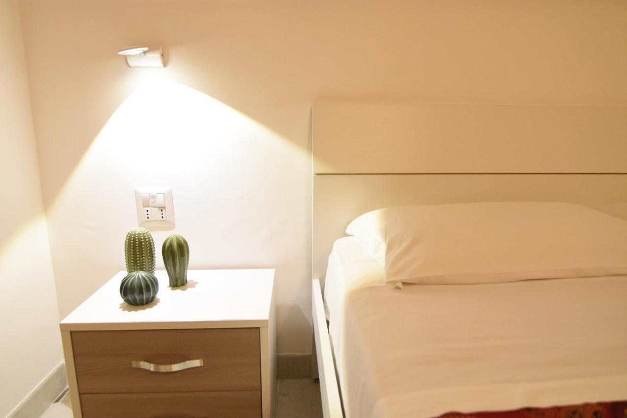 Un Salto A Napoli Apartment ภายนอก รูปภาพ