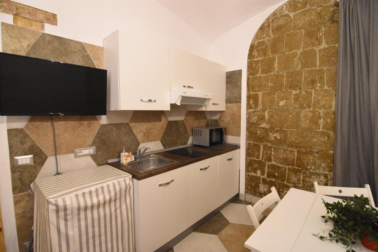 Un Salto A Napoli Apartment ภายนอก รูปภาพ